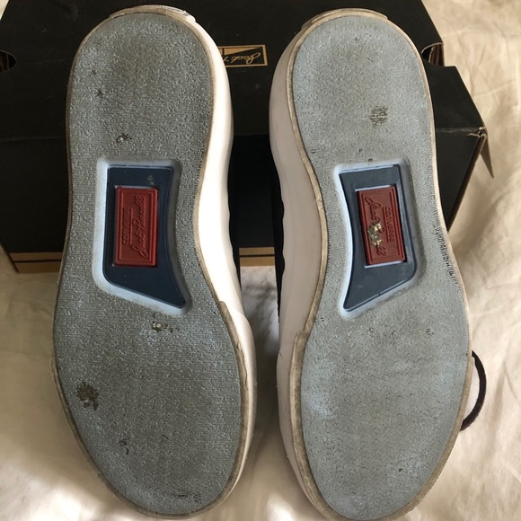 Jack Purcell Leather 2.5 kids | 4.5 women - Picture 7 of 7